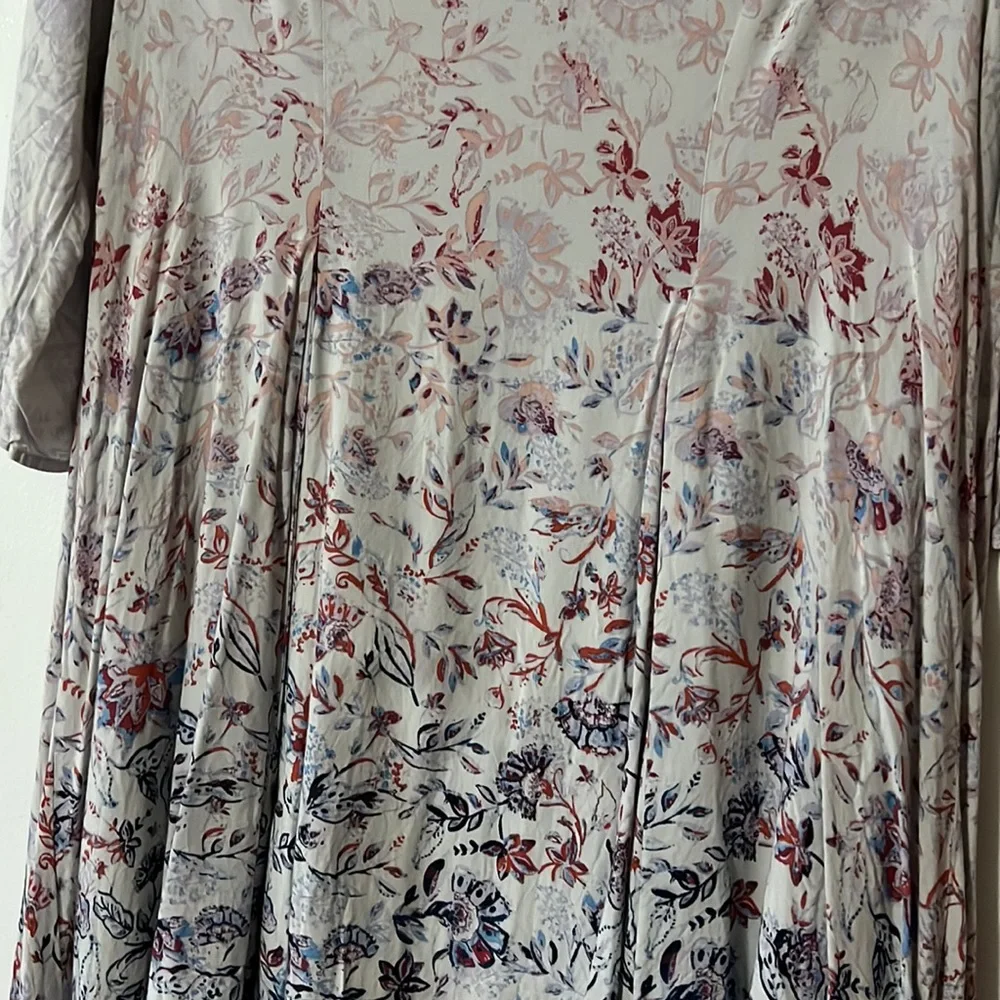 Ecote Urban Outfitters Gray Floral Babydoll Style 3/4 Sleeve Flowy Mini Dress - Picture 4 of 8